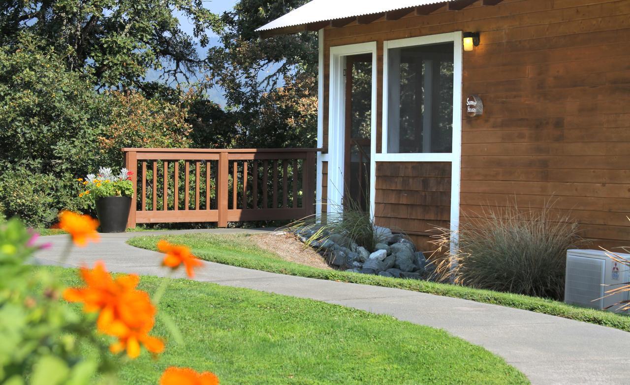 Coho Cottages Willow Creek Kültér fotó