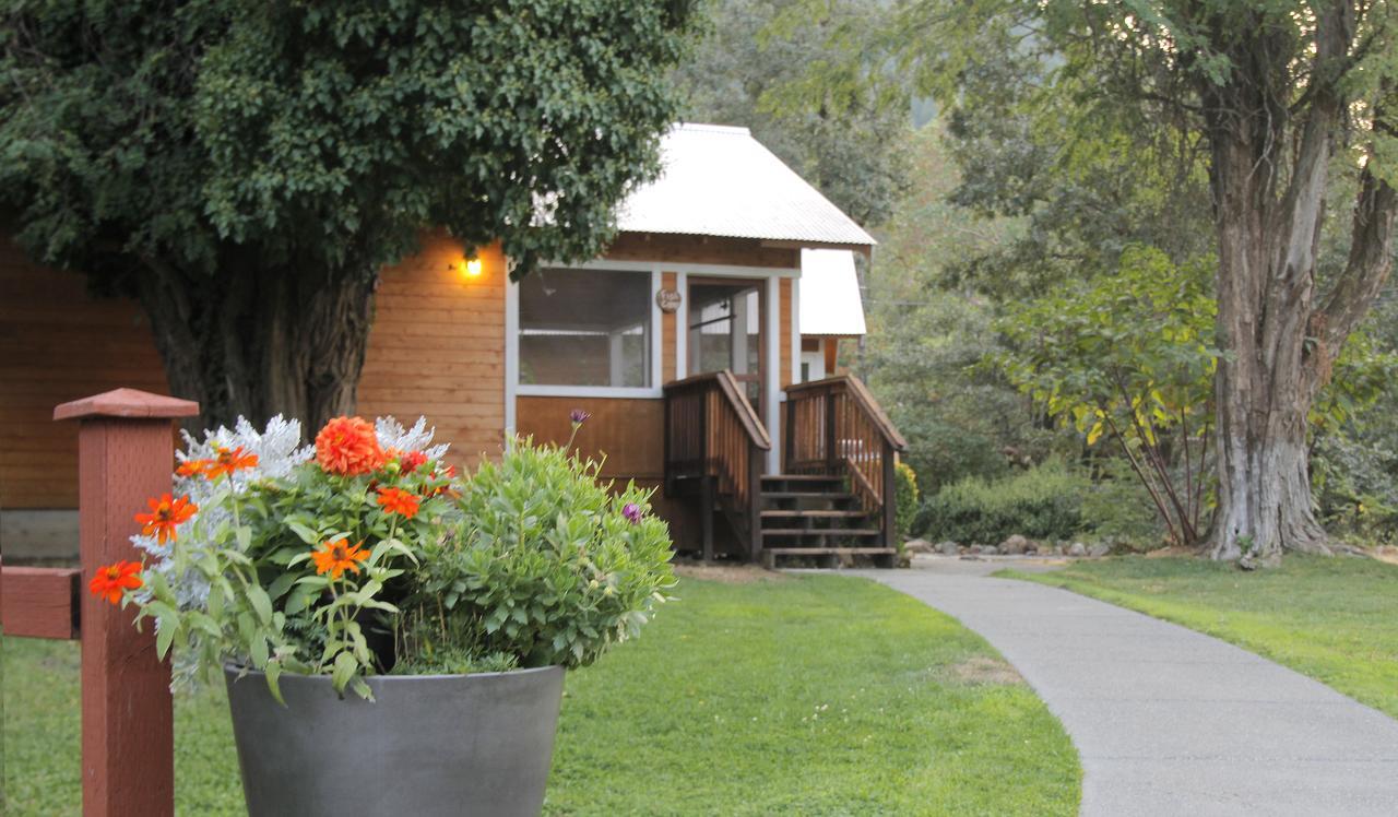 Coho Cottages Willow Creek Kültér fotó